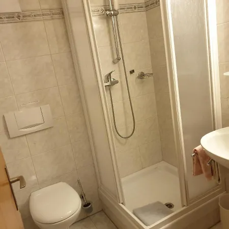 Ferienwohnung, 8-14 Personen 公寓 萨斯格伦德